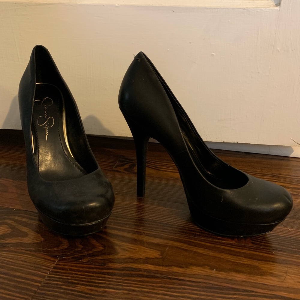 Heels - Picture 2 of 2